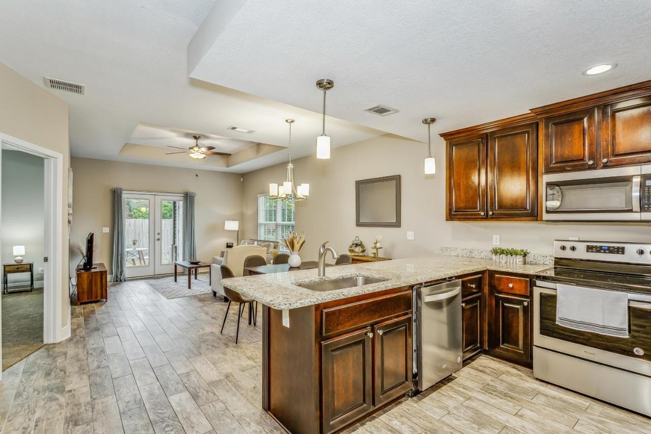 Lovely Town-Home In Pensacola Bagian luar foto